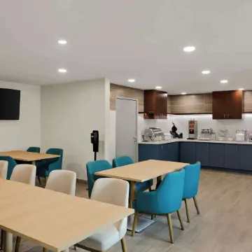 Baymont by Wyndham Conroe