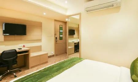 Treebo Hoops - 機場