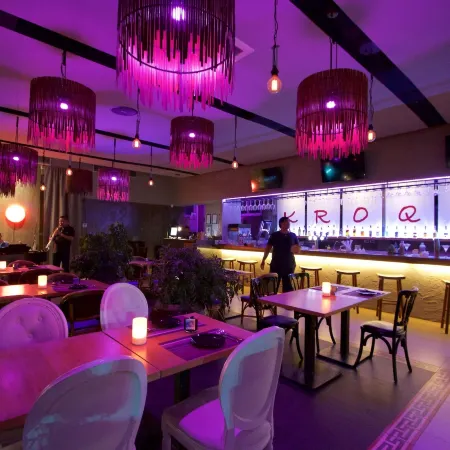 Kroque Boutique & Bistro