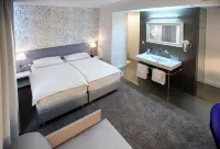 Hotel Jona