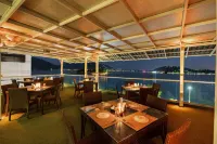 Panna Vilas - A Lake Facing Boutique Hotel - pet friendly