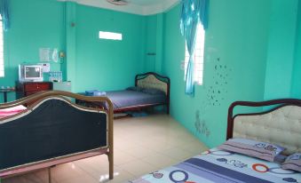 Huynh Huong Guesthouse