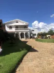 Faly Madagascar Tour Hotels near أنتسيرابي