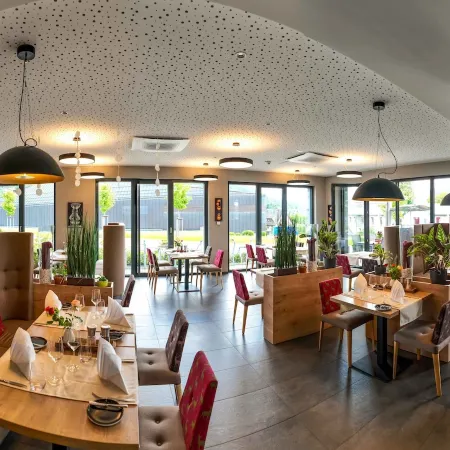 Hotel Schlossberg Wehingen Отели в г. Вехинген