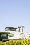 Laguna Cove Hotel