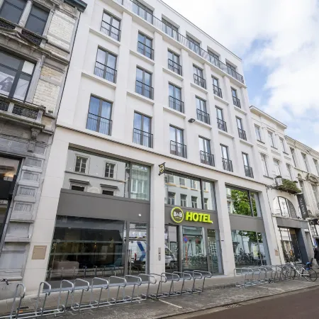 B&B Hotel Gent Centrum Отели рядом с достопримечательностью «Парк Цитадели»