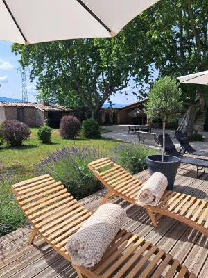 Le Cottage de Sophie Hotels in Lagrand