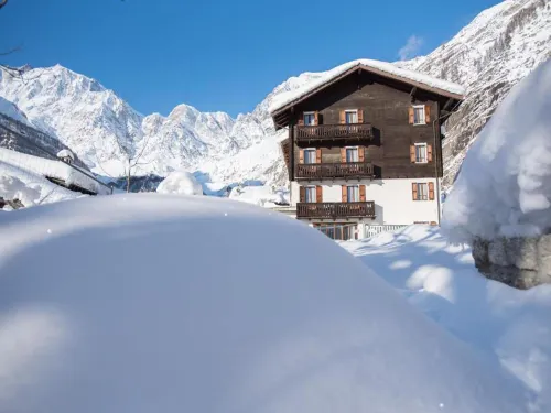 Hotel Signal Hotels in Macugnaga