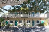 Sea Breeze Inn - Pacific Grove
