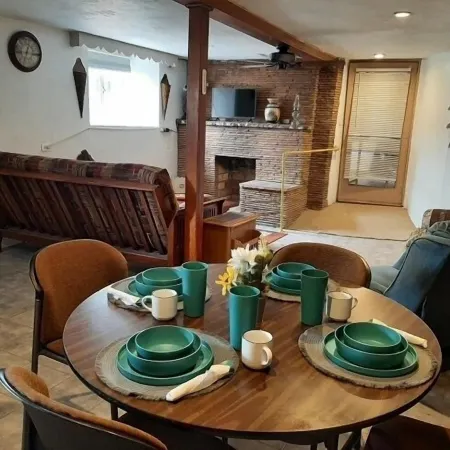 Welcome to Vigilante Inn