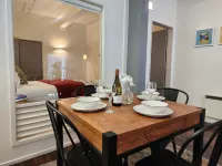 U Suites on Egmont Hôtels à : 