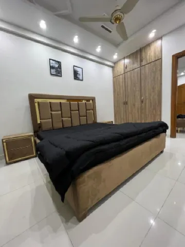 Livin Hub Guest House