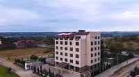 The Nest Boutique Hotel - parking