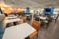 Wingate by Wyndham Indianapolis Airport Plainfield - breakfast
