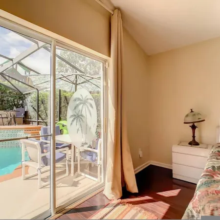 Family Retreat w Pool, Games & Kids' Play Space