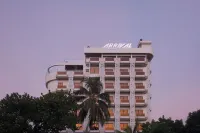 Arrival Beach and Spa at Gulhi Các khách sạn ở Dhigu
