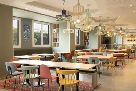 Hampton by Hilton Malaga Martiricos Отели в г. Малага