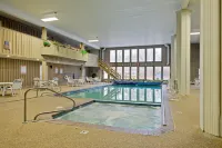 Sandwich Lodge & Resort - Hot Tub