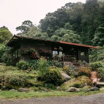 Trogon Lodge