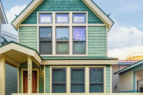 Pacific Street Townhome 514B by AvantStay Cute Townhouse in the Heart of Telluride