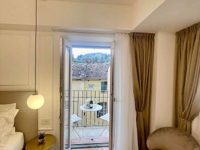 Bellagio Luxury Suites Apartments