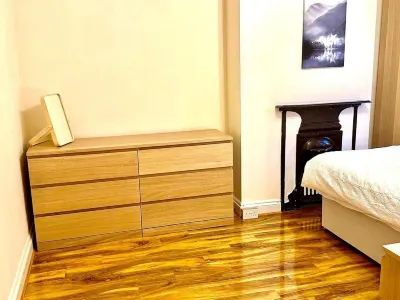 Family House in Eastleigh Hotels in Eastleigh