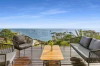 Clifftop Luxury with Spectacular Ocean Views