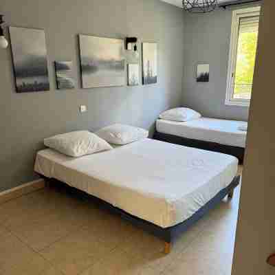 Villa piscine confort, barbecue Rooms