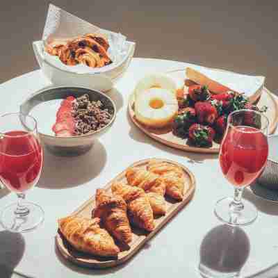 Serena Calm Pool House Dining/Meeting Rooms