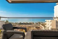 Golemi Lux Hotels in Golem