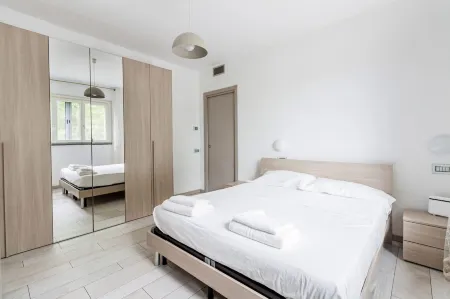 Homeby - Modern and Spacious Apartment with Terrace Отели в г. Binasco