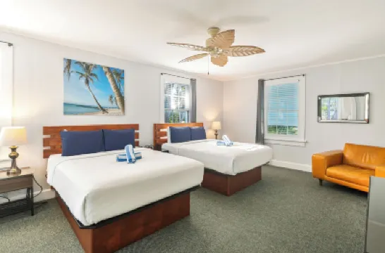 Kona Kai Oasis Hotels near Key West