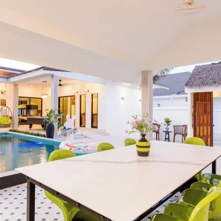 Full Moon Bay Villa - Hua Hin Chaam