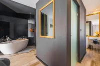 Luxury Rooms in Old Town by Belmont Realty