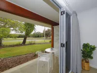 12th Tee Bnb Hotel a Bargara