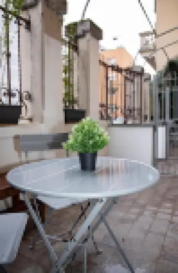 Easy Milano - Rooms and Apartments Navigli