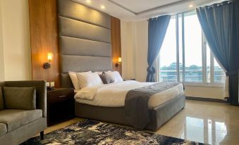 Pinemont Hotel