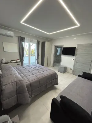 SKYCITY 2 Các khách sạn gần Sân bay Naples