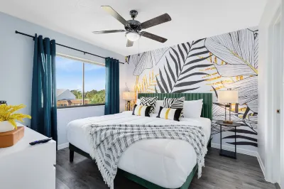 Oasis Apartment Homes Hotels near First Baptist Church Aurantia