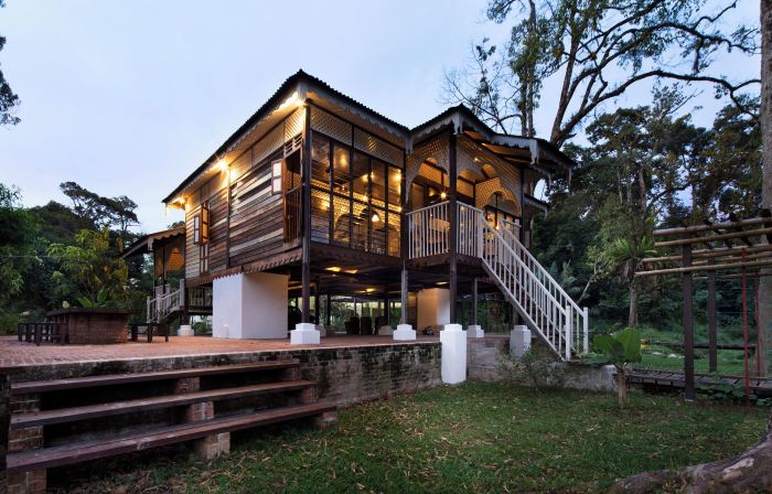 Bagas Zakariah Orchard Lodge