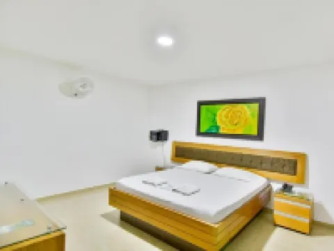 Hotel Monarca Hotels in Itagui