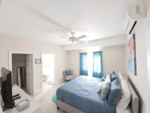 Sunny-shore Hideaway Hotels in Lucea