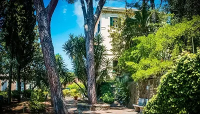 Il Giardino Hoteles cerca de Villa de Este