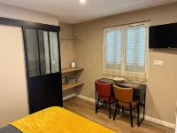 Le Relais Saint Germain Hotels in Aubenas