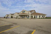 Quality Inn & Suites Belmont Route 151 - bar