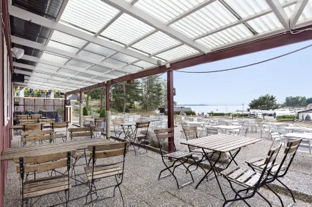 First Camp Kolmården-Norrköping Отели в г. Kolmarden