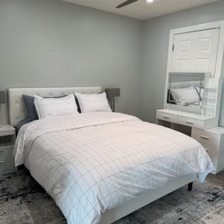 Luxury Waterfront Home – 3BR, 4 Beds, Stunning Views, Quiet Retreat & Comfort