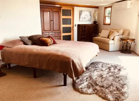 Panoramic Ocean Views walk to the Beach Отели в г. Диллон Бич