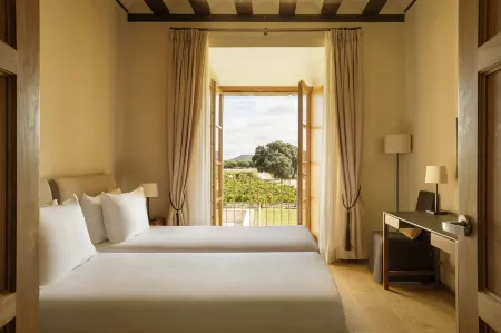 Abadia Retuerta LeDomaine Отели в г. Оливарес-де-Дуэро