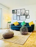 Elegant one bedroom w private terrace Hotels in Strassen